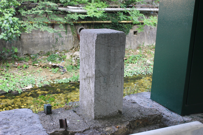 vodovodna rijeka fiume granica kamen