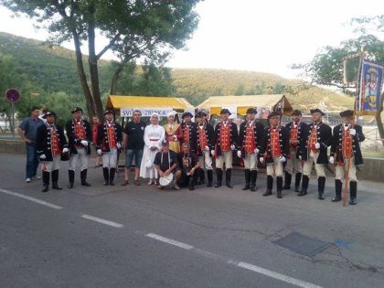 Bakarska_straza_uz_Zrinka_na_standu