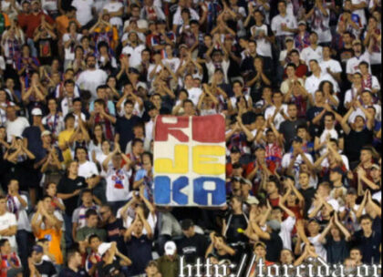 torcida_rijecka_zastava_mrzitelji_rijeckog