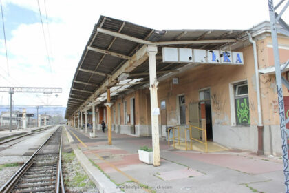 zeljeznicki_kolodvor_Rijeka_sramota