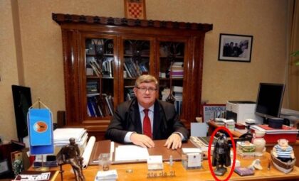 Vojko Obersnel Tito bista ured gradonačelnik