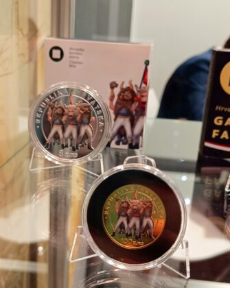 srebrnjaci i zlatnici Halubajski zvončar