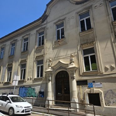 Riječka policija uhitila je jednog od debila grafitera (27)
